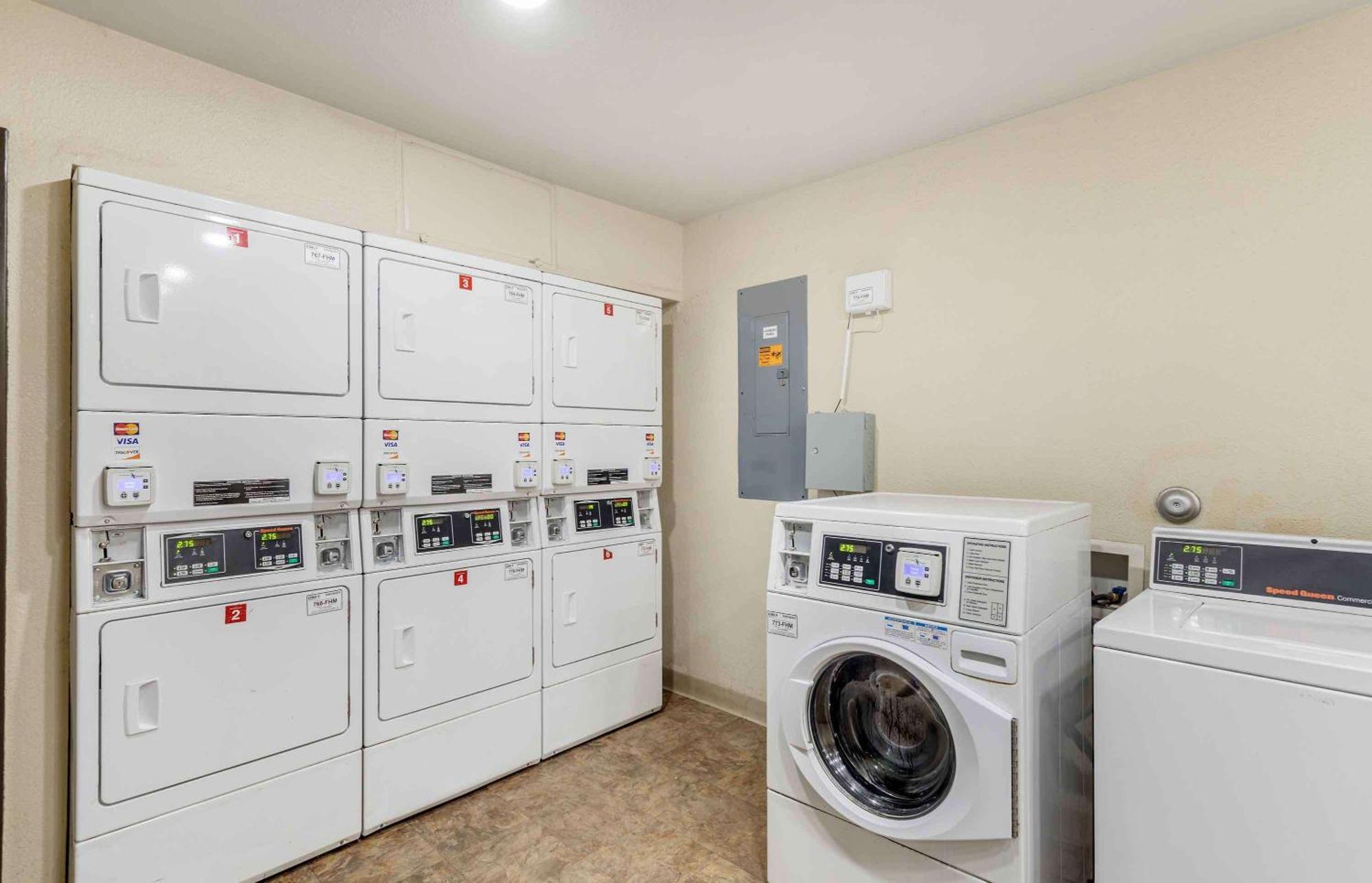 Extended Stay America Select Suites - Tuscaloosa Esterno foto